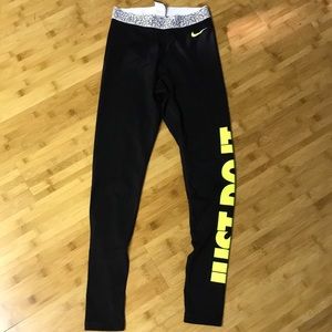 Nike leggings